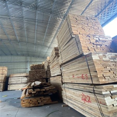 景弘木业 纹理清晰白杨木板材 烘干板材大量供应