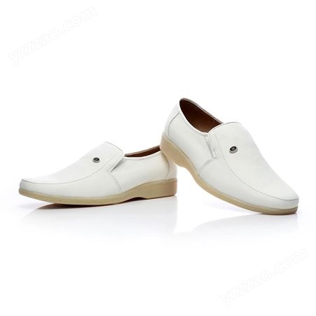 春牛皮护士鞋白色防滑透气牛筋底软底白色坡跟平底小白鞋新款